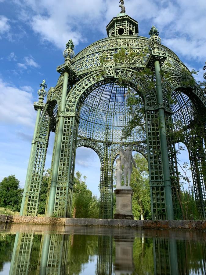 Le Logis Cantilien Lamorlaye-Chantilly ภายนอก รูปภาพ